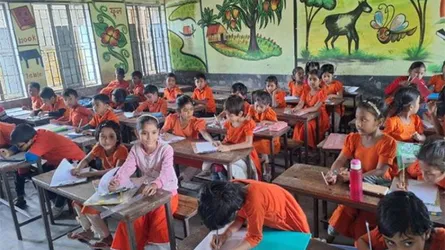 প্রাথমিকের শিক্ষকদের ‘কমপ্লিট শাটডাউন’ স্থগিত, রোববার থেকে পরীক্ষা