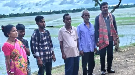 সুনামগঞ্জ সীমান্তে নারীসহ ৬ বাংলাদেশী আটক