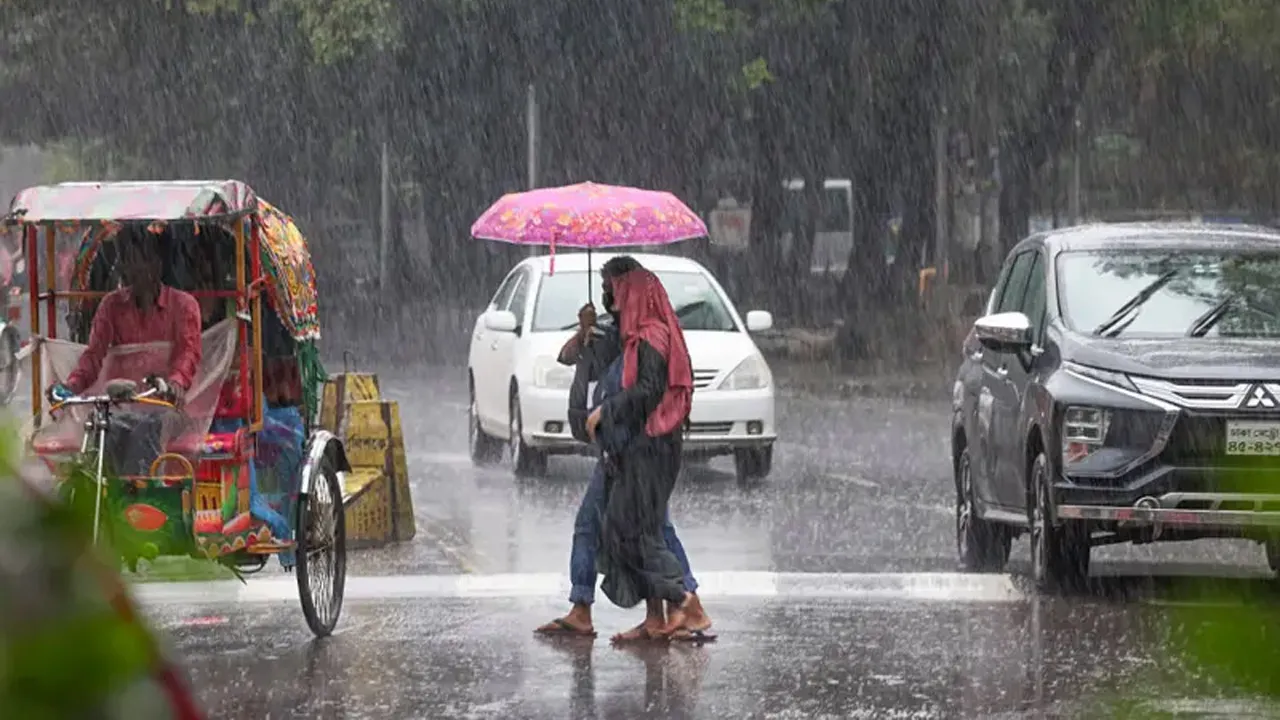 টানা বৃষ্টির পূর্বাভাস আবহাওয়া অফিসের