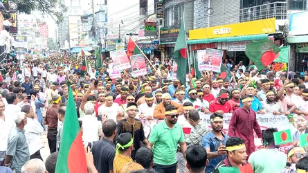 ঠাকুরগাঁওয়ে গণঅভ্যুত্থানের বর্ষপূর্তিতে বিএনপির বর্ণাঢ্য বিজয় র‍্যালি