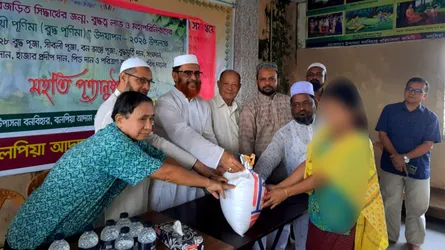 কাপ্তাই হ্রদের পানিবন্দী দুর্গত মানুষের পাশে জামায়াত