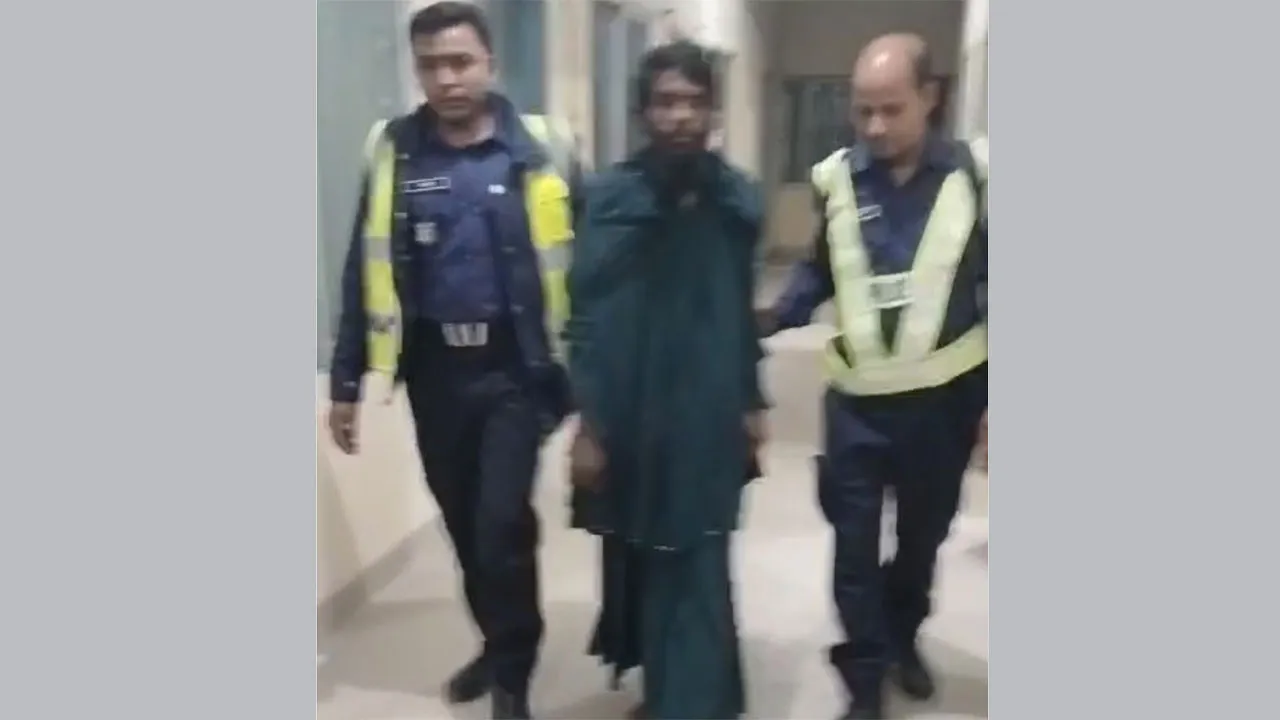 বোরকা পরে পালিয়ে যাওয়ার সময় ধর্ষণে অভিযুক্ত গ্রেফতার