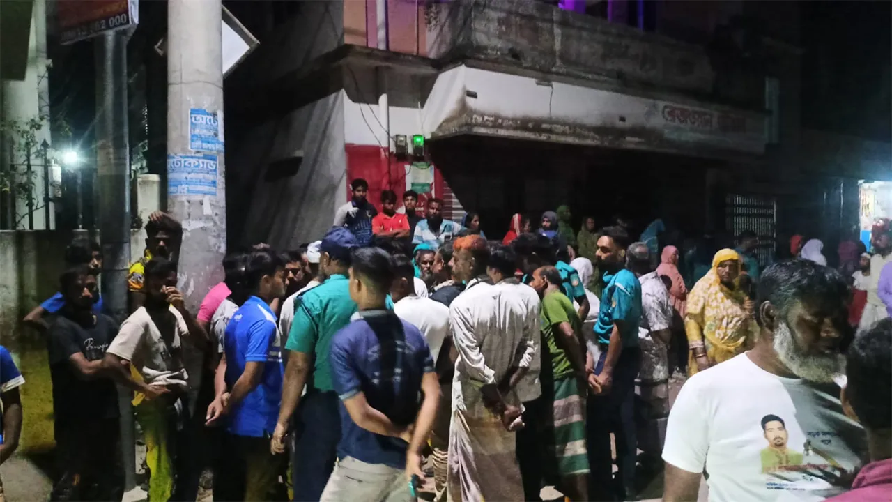 গৃহবধূর লাশ উদ্ধারের পর শ্বশুরের যৌন হয়রানির ভিডিও ভাইরাল