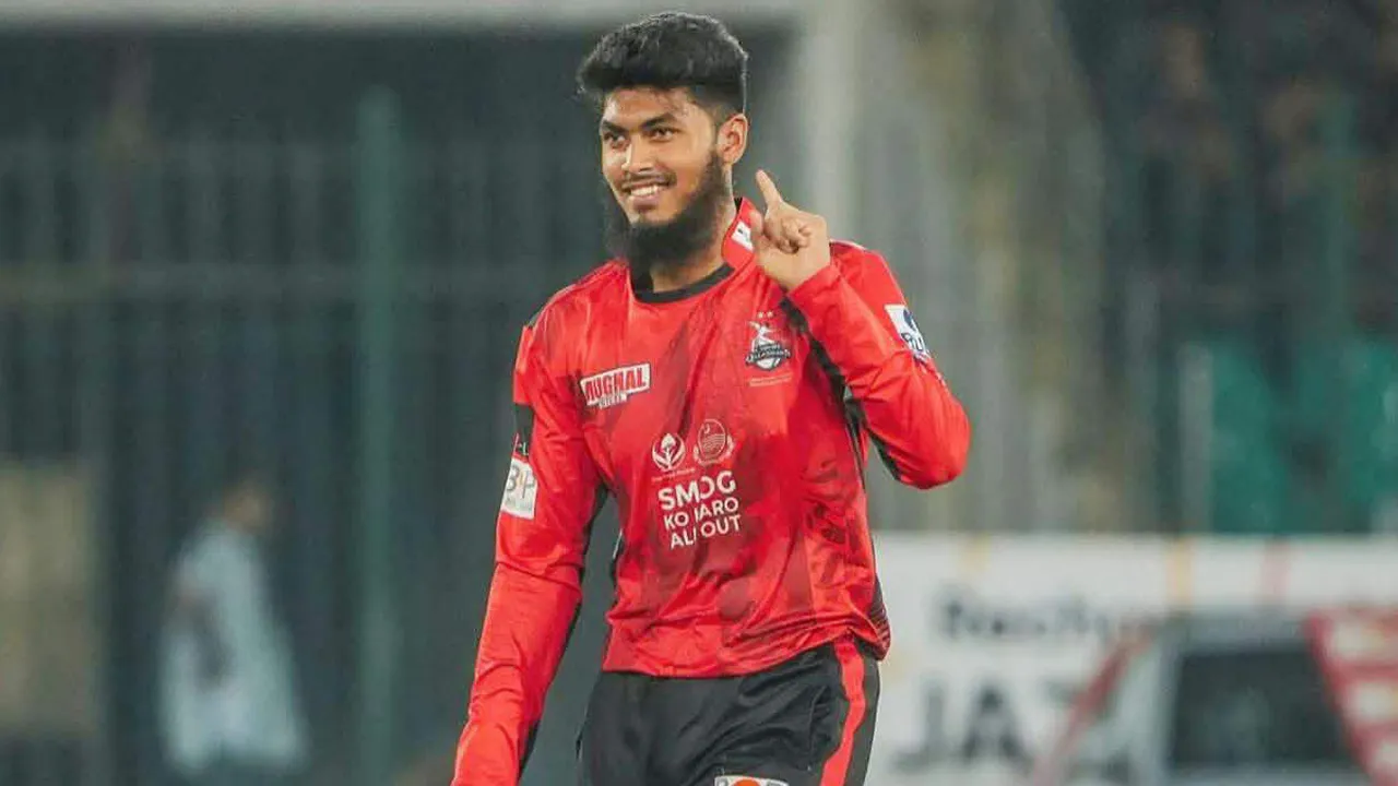 রিশাদকে নিলামের জন্য ছেড়ে দিলো লাহোর