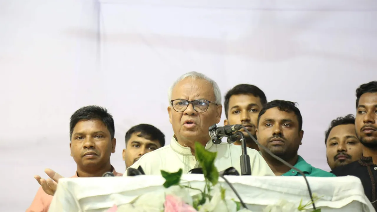 গণতন্ত্রের দরজা খুলেছে বলেই কেউ আর গুম হয় না : রিজভী