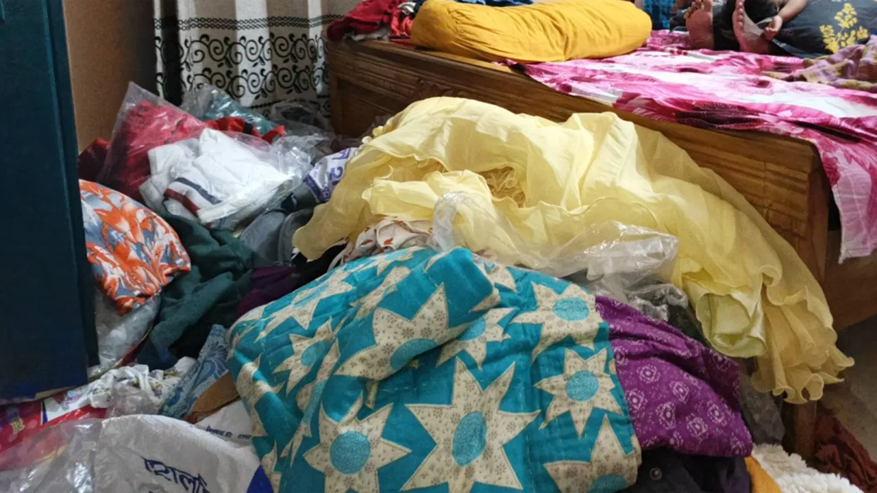 আড়াইহাজারে শিক্ষকের বাড়িতে ডাকাতি