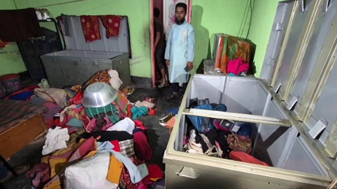 বগুড়ায় ডাকাতির পর বৃদ্ধাকে হত্যা