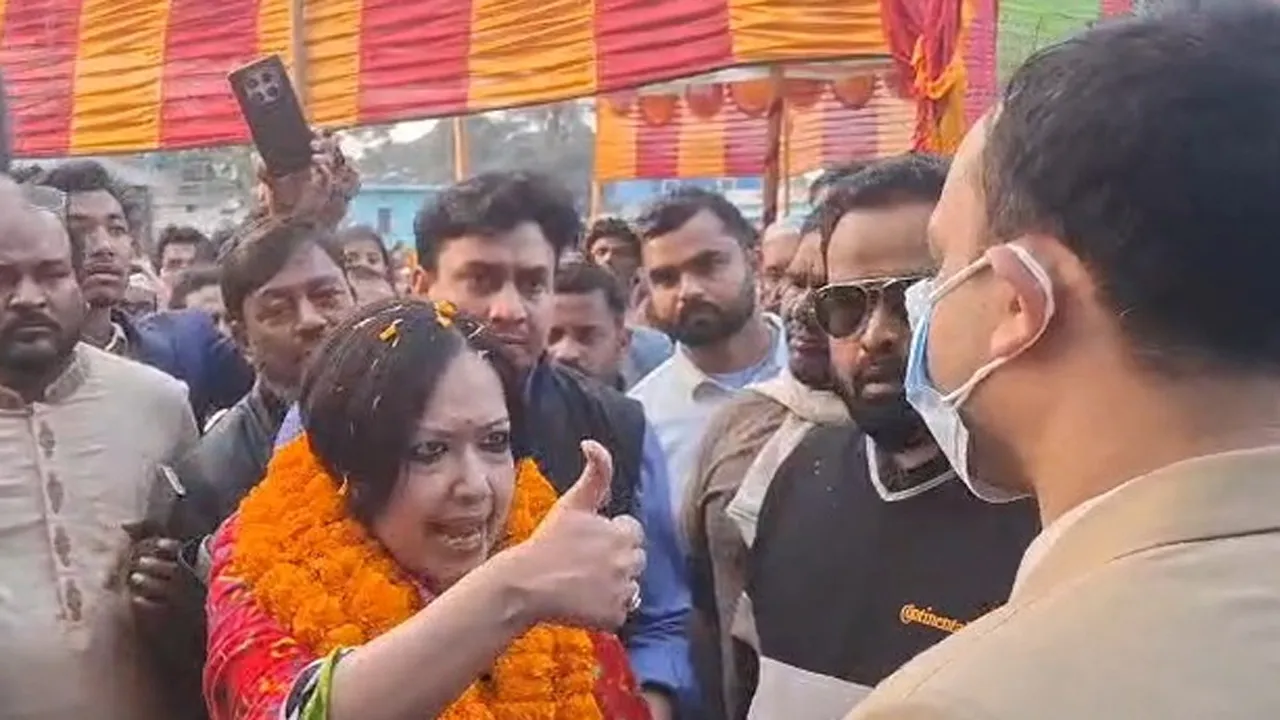 রুমিন ফারহানাকে শোকজ, সশরীরে হাজির হওয়ার নির্দেশ