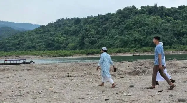 ভোলাগঞ্জে অবৈধ পাথর উত্তোলনের ঘটনায় দুদকের অভিযান