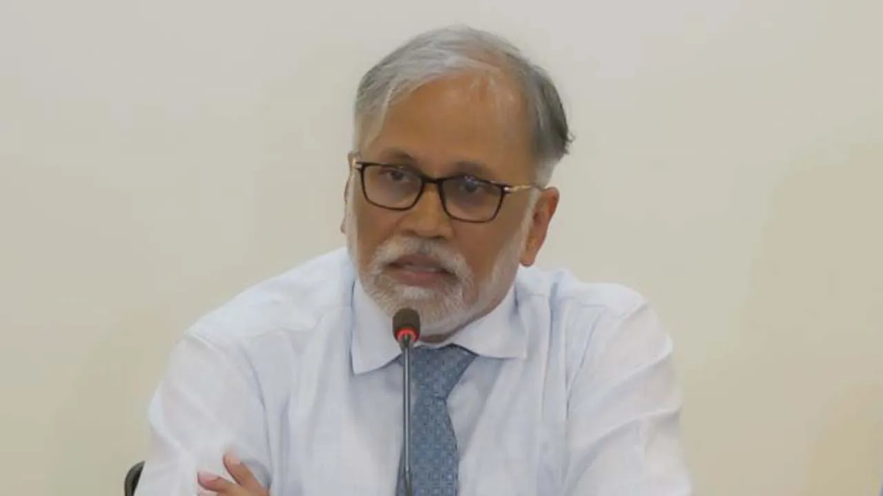 আবারো প্রধান উপদেষ্টার বিশেষ সরকারী হলেন সায়েদুর রহমান
