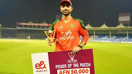 তিন নম্বরে ব্যাট করার কথা আগেই জানতেন সাইফ