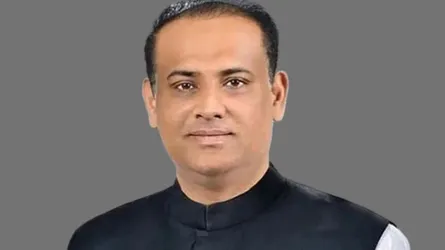 সাইফুজ্জামানসহ ২৯ জনের বিরুদ্ধে অর্থ আত্মসাতের অভিযোগে দুদকের ৩ মামলা