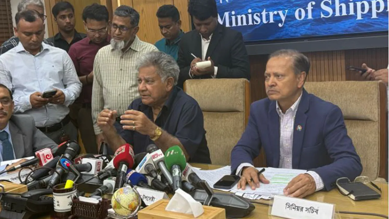 নৌযানে নির্ধারিত ভাড়ার বেশি নেয়া যাবে না