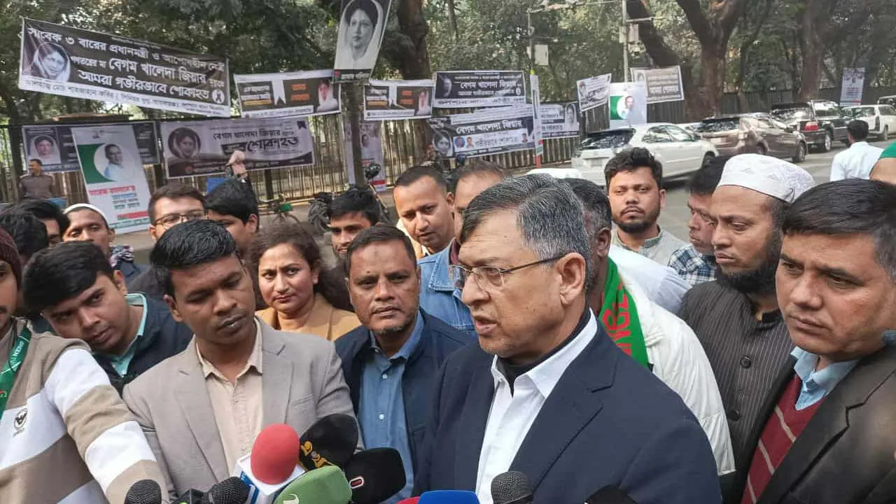 খালেদা জিয়ার মৃত্যুতে নির্বাচন স্থগিত বা পেছানোর কোনো সুযোগ নেই