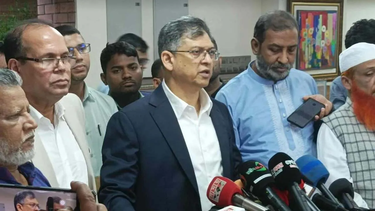 আসন্ন নির্বাচনে সরাসরি নারী আসন ৫, পরে ১০ শতাংশ করার প্রস্তাব বিএনপির