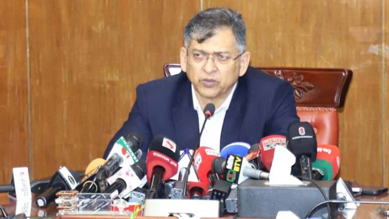 মাদক-চাঁদাবাজির বিরুদ্ধে যৌথ অভিযান চালাচ্ছি : স্বরাষ্ট্রমন্ত্রী
