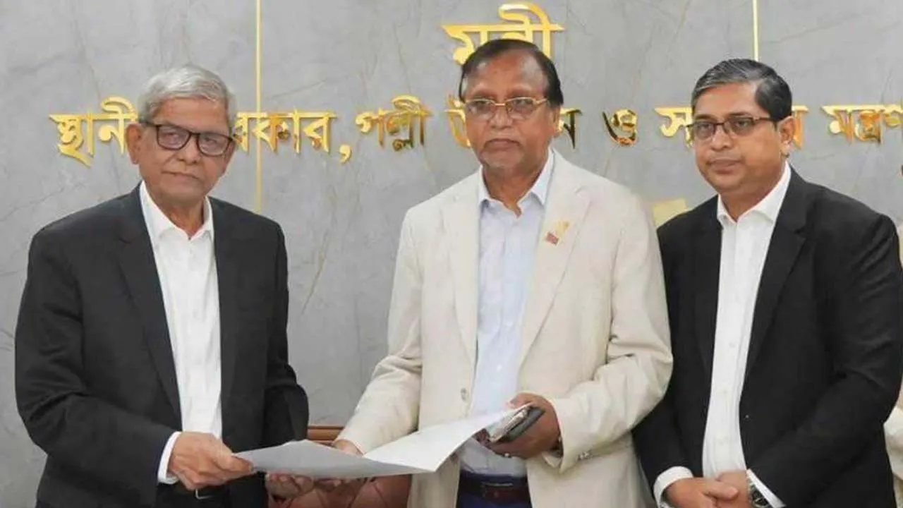 ডিএসসিসি প্রশাসক হিসেবে দায়িত্ব গ্রহণ করেছেন আবদুস সালাম