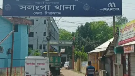 রায়গঞ্জে স্ত্রীকে গলা কেটে হত্যা