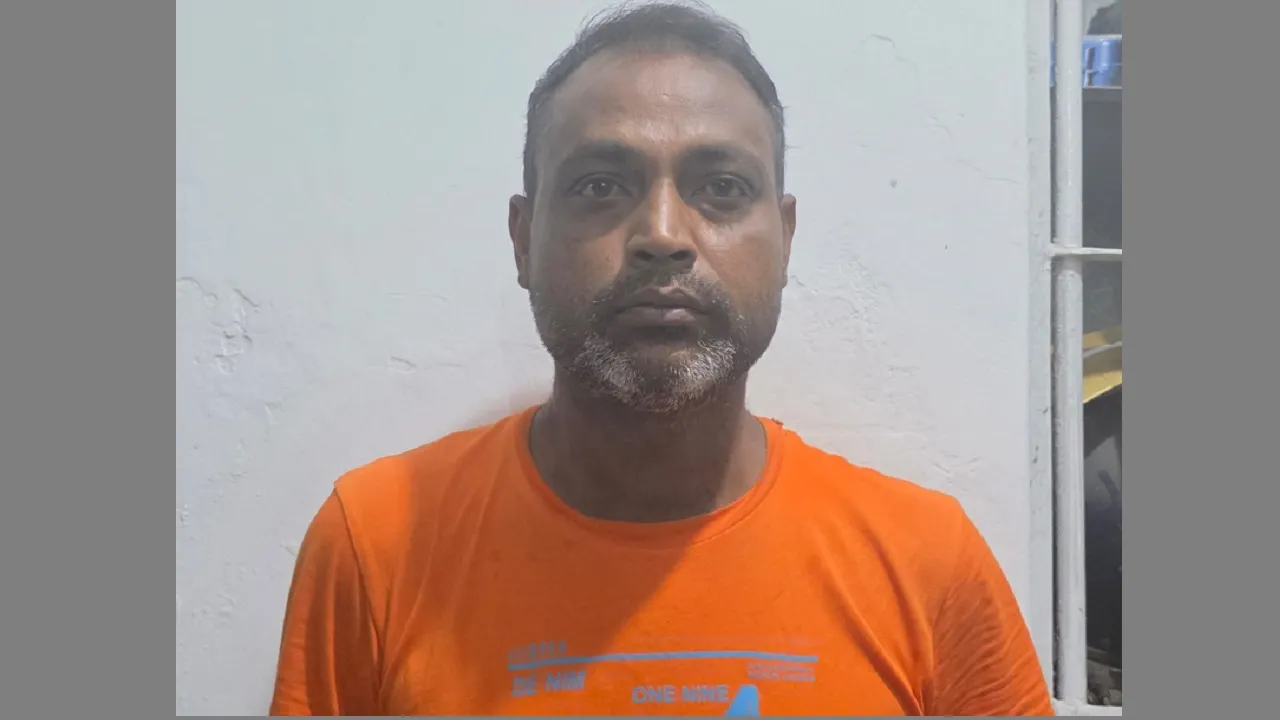 সাভারে বিশ্ববিদ্যালয় ছাত্রীকে ধর্ষণে অভিযুক্ত মিঠু বিশ্বাস গ্রেফতার