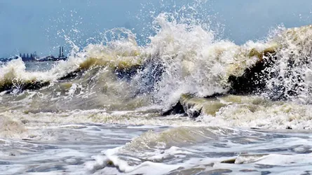 ১২ ঘণ্টার মধ্যে বঙ্গোপসাগরে লঘুচাপ সৃষ্টির আশঙ্কা