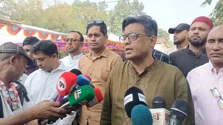 অভ্যন্তরীণ বা বৈদেশিক শক্তির পক্ষে নির্বাচন ব্যাহত করার সুযোগ নেই