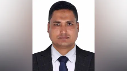 ১৬ বছরের স্বৈরাচারী শাসনের অবসান
