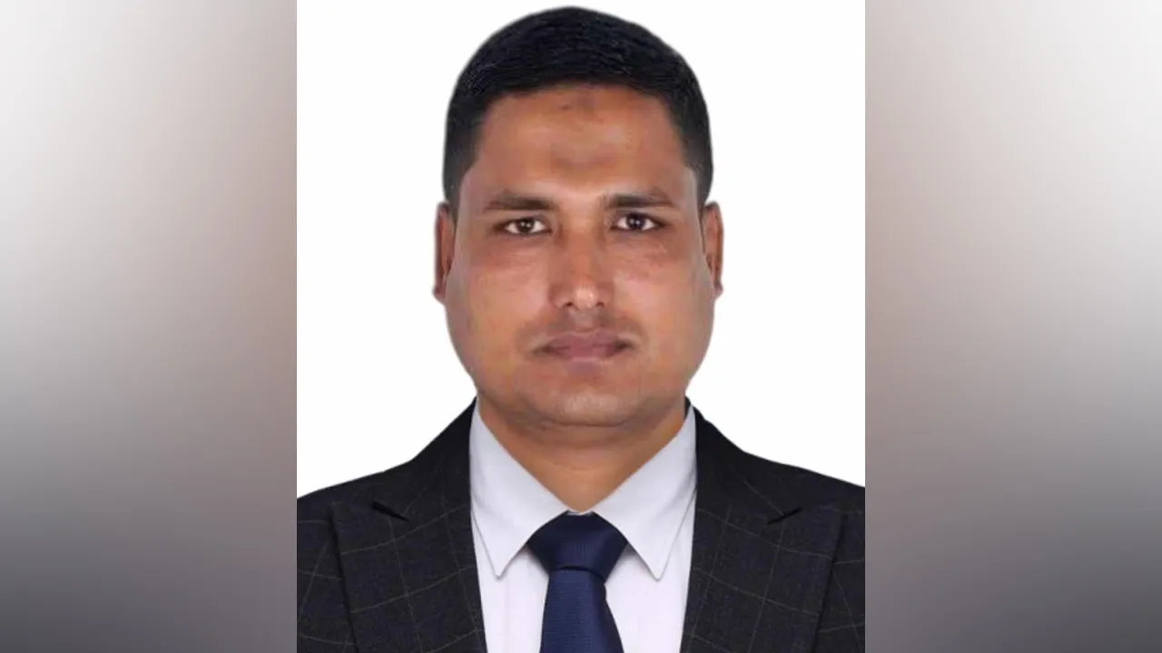১৬ বছরের স্বৈরাচারী শাসনের অবসান