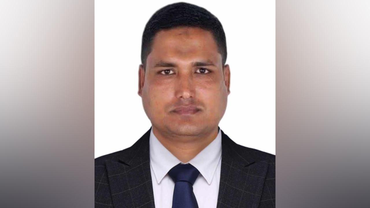 ১৬ বছরের স্বৈরাচারী শাসনের অবসান