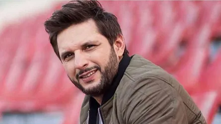 পাকিস্তানের রাষ্ট্রীয় সন্মাননা পাচ্ছেন আফ্রিদি