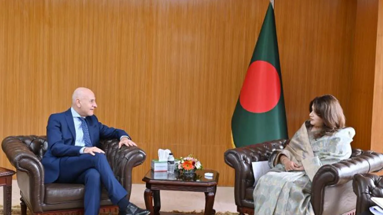 পররাষ্ট্র প্রতিমন্ত্রীর সাথে ইতালির রাষ্ট্রদূতের সাক্ষাৎ