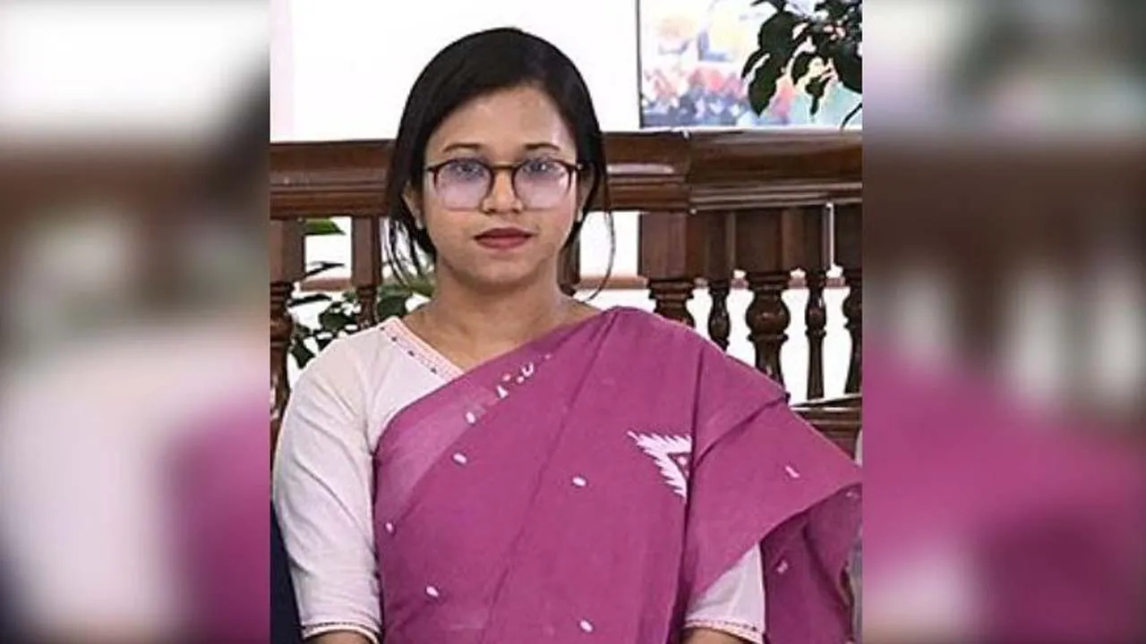 আপিলেও বাতিল মনিরা শারমিনের মনোনয়ন