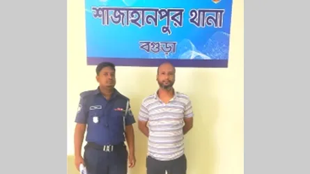বগুড়ায় স্বেচ্ছাসেবক লীগ ও ছাত্রলীগের ৩ নেতা গ্রেফতার