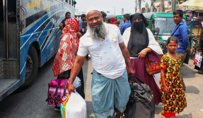 ঈদে ঢাকা ছাড়েন এক কোটি ৭ লাখ সিম ব্যবহারকারী