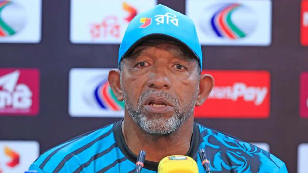 ক্রিকেটার থেকে বিসিবি সভাপতি তামিম, অবাক হননি ফিল সিমন্স