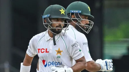 পাকিস্তান দলে যোগ দিচ্ছেন শফিক ও শাকিল