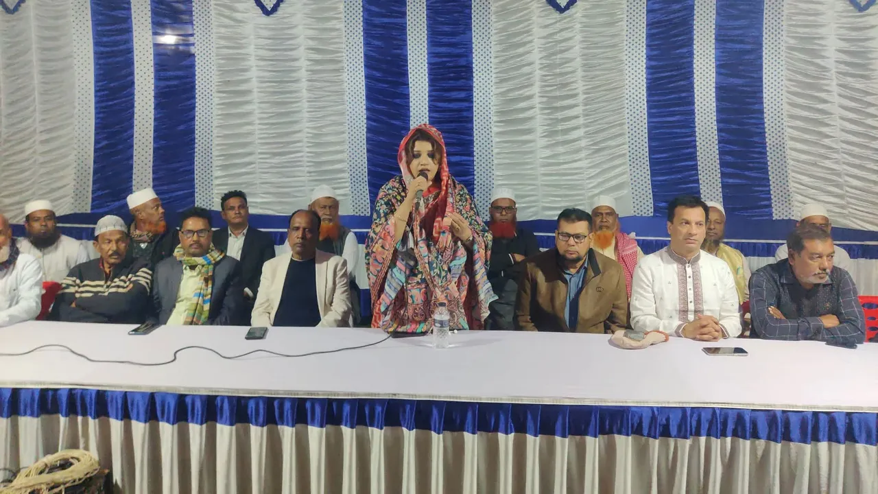 মারামারি বন্ধ করে দলের জন্য কাজ করতে হবে