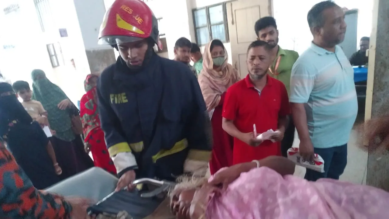 গৌরনদীতে সড়ক দুর্ঘটনায় অবসরপ্রাপ্ত সেনা সদস্য নিহত