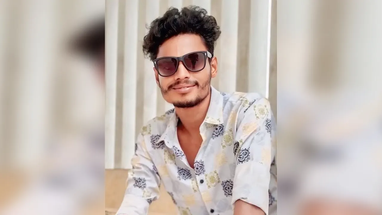 সোনাগাজীতে তাঁতি দল নেতাকে কুপিয়ে হত্যা
