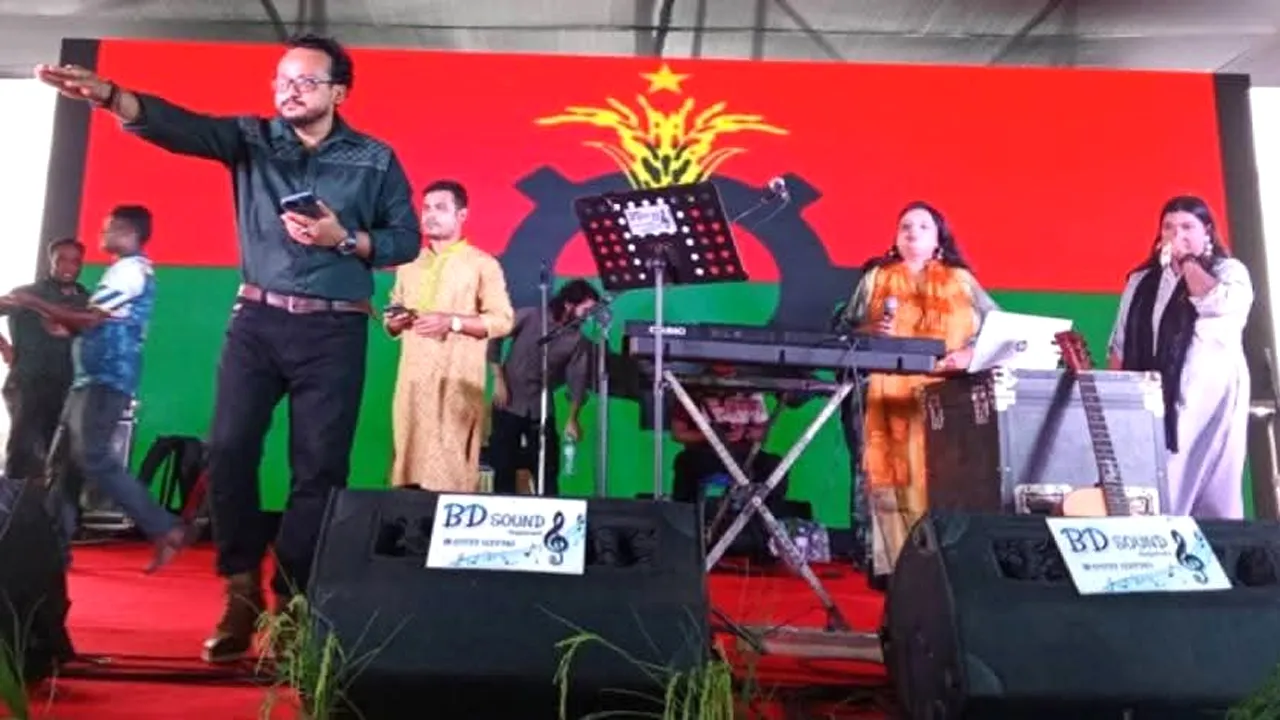 রাজশাহীতে বিএনপির মঞ্চে আ’লীগ সমর্থক শিল্পীর গান, ক্ষুব্ধ নেতাকর্মীরা
