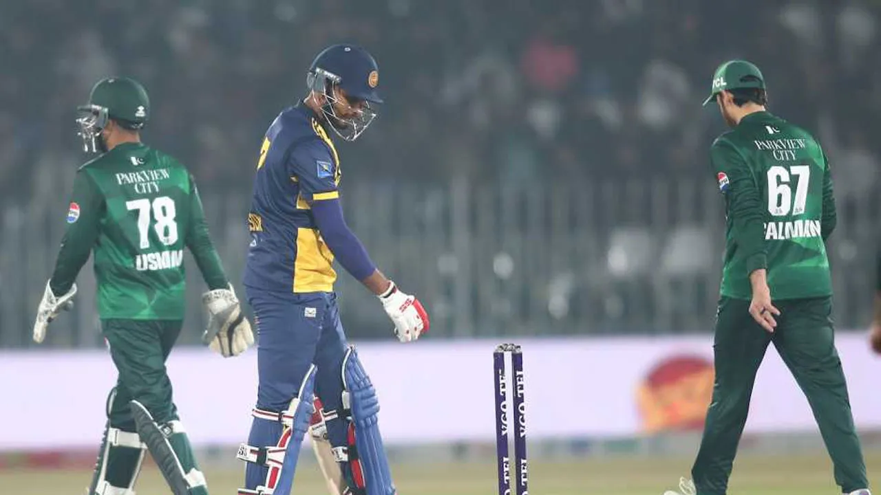 ফের পাকিস্তানের কাছে ধরাশায়ী শ্রীলঙ্কা