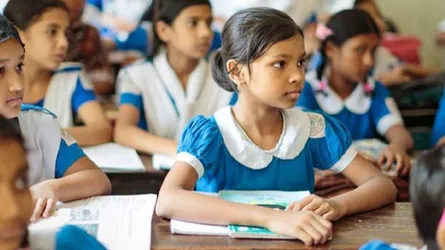 ভর্তির লটারিতে ৫ দিনে সরকারি স্কুলে আসনের দ্বিগুণ আবেদন জমা