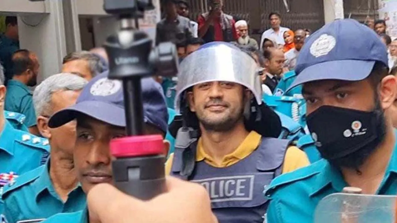 স্ত্রীসহ ব্যারিস্টার সুমনের দেশত্যাগে নিষেধাজ্ঞা