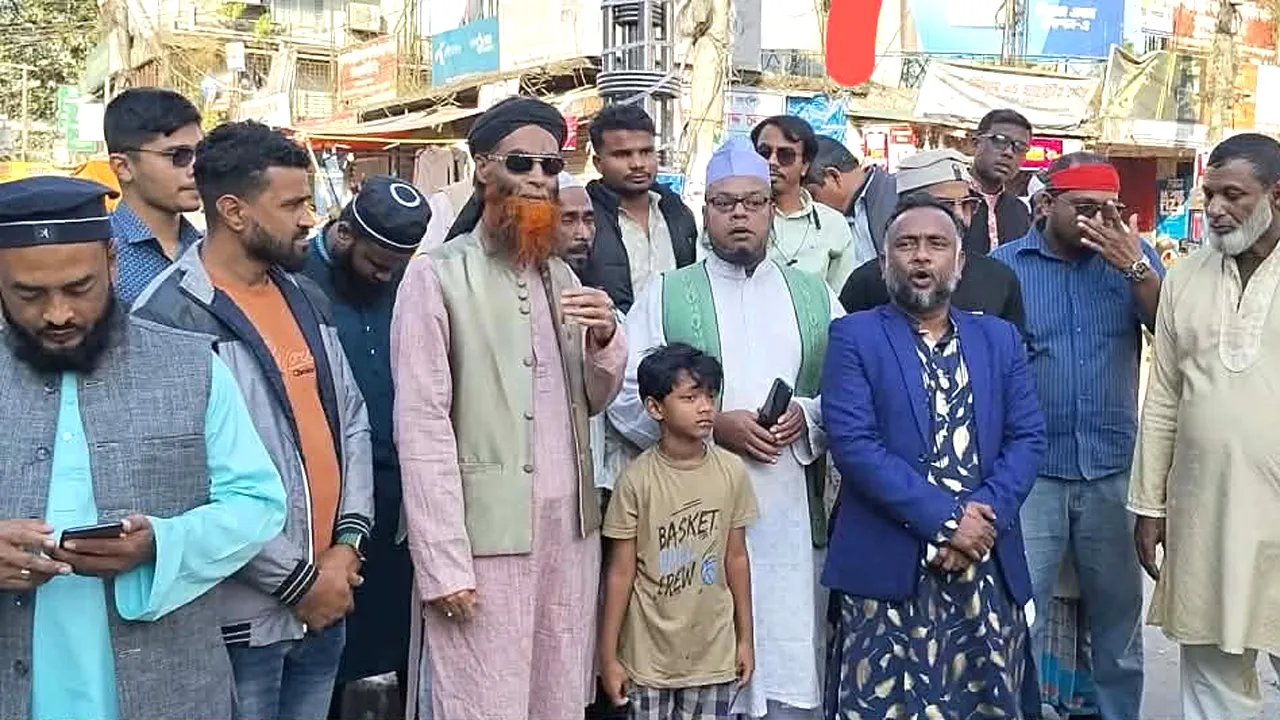 শহীদ হাদির খুনিদের গ্রেফতারের দাবিতে সুনামগঞ্জে বিক্ষোভ সমাবেশ
