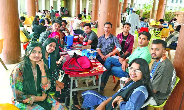 ইংরেজি সাহিত্যে পড়াশোনা