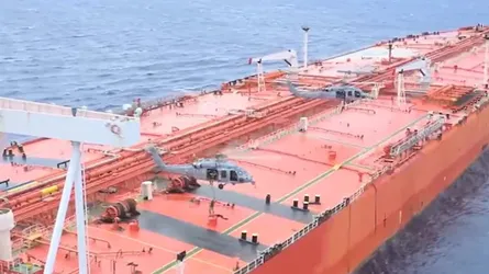 মার্কিন বাহিনীর হাতে ইরানি ট্যাঙ্কার আটক