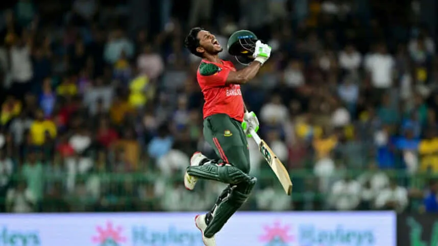 এগিয়ে যাচ্ছে বাংলাদেশ, তানজিদ তামিমের ফিফটি
