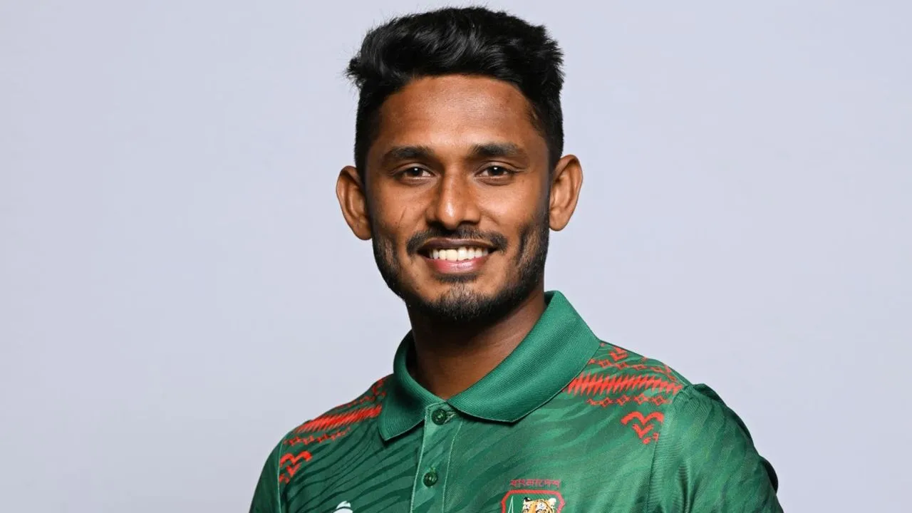 এক বছরে সর্বোচ্চ রান তানজিদের, কার রেকর্ড ভাঙলেন