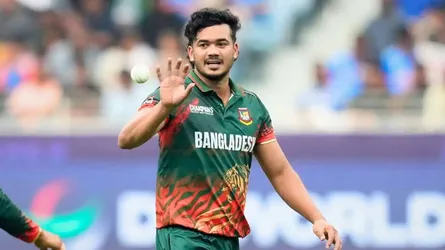 সেঞ্চুরি থেকে ৪ উইকেট দূরে তাসকিন