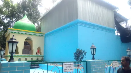 গোয়ালন্দে নুরাল পাগলার ঘটনায় স্বেচ্ছাসেবক লীগ নেতাসহ আটক ১৮