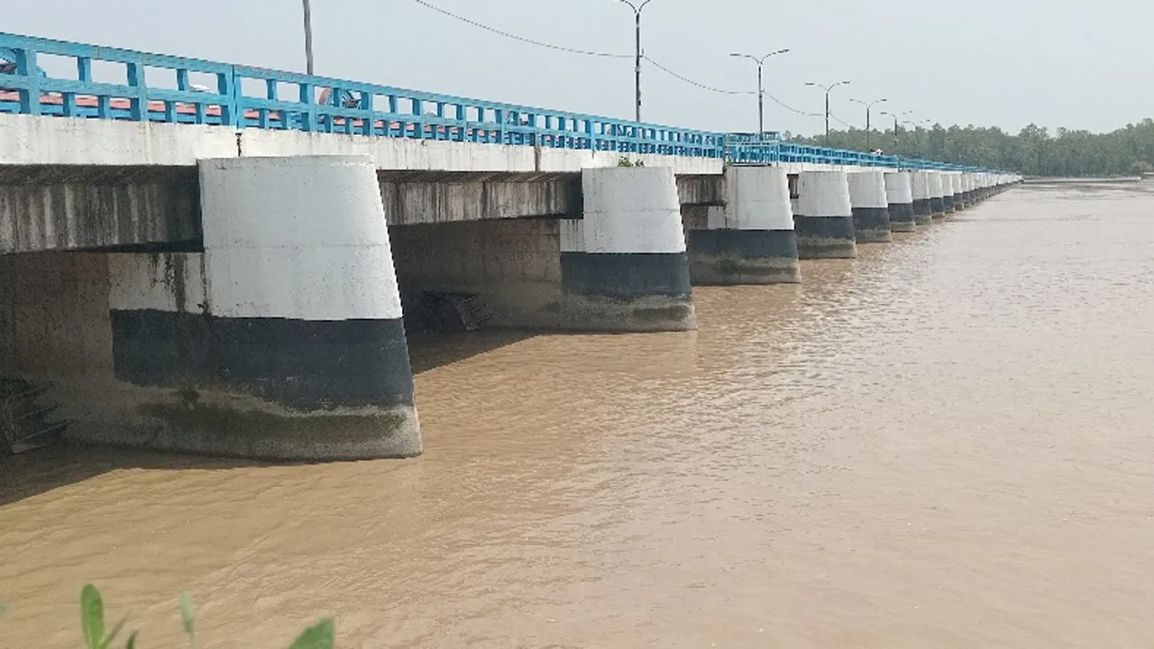 বিপৎসীমার ১৩ সেন্টিমিটার উপরে তিস্তার পানি